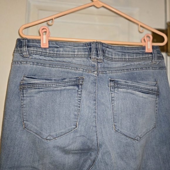 Democracy Light Blue Ankle Jeans Size 12 - Picture 2 of 6